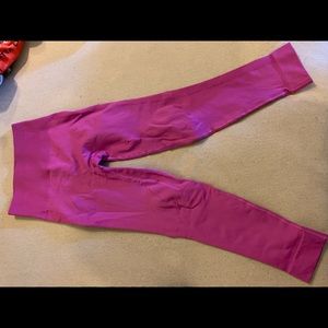 Lululemon leggings size 4.